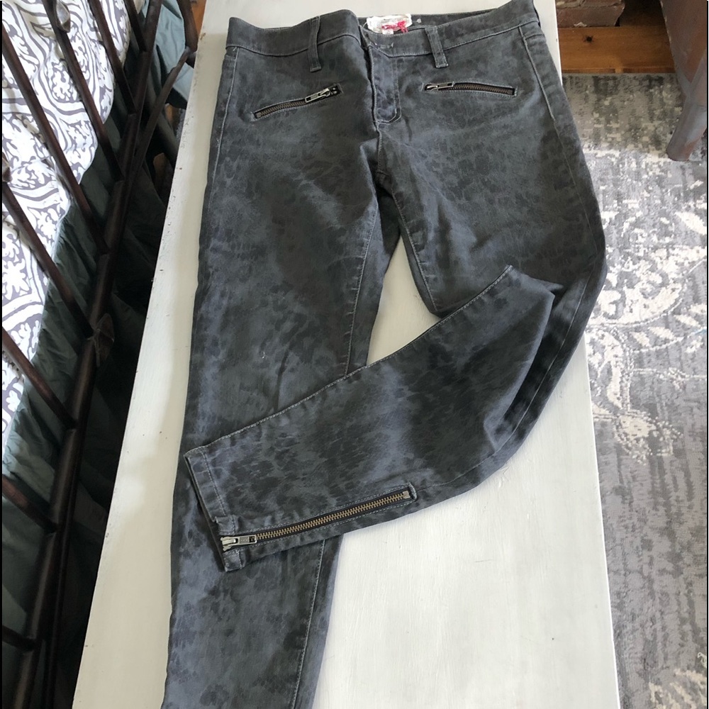 Current/Elliott ... skinny jeans